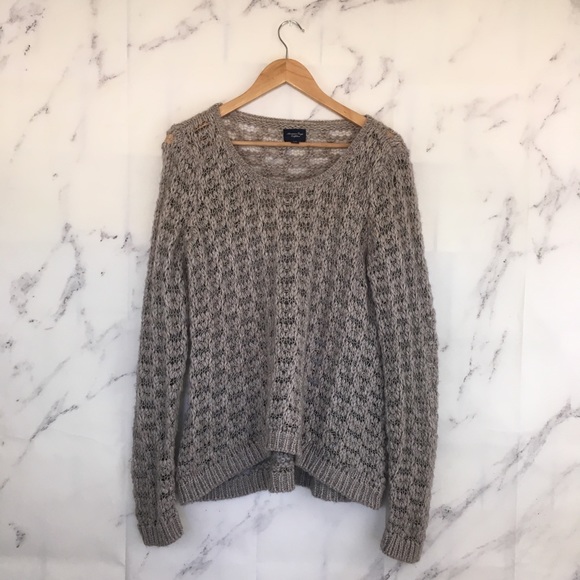 American Eagle Outfitters Sweaters - American Eagle Mesh Knit Sweater 📌NO OFFERS📌